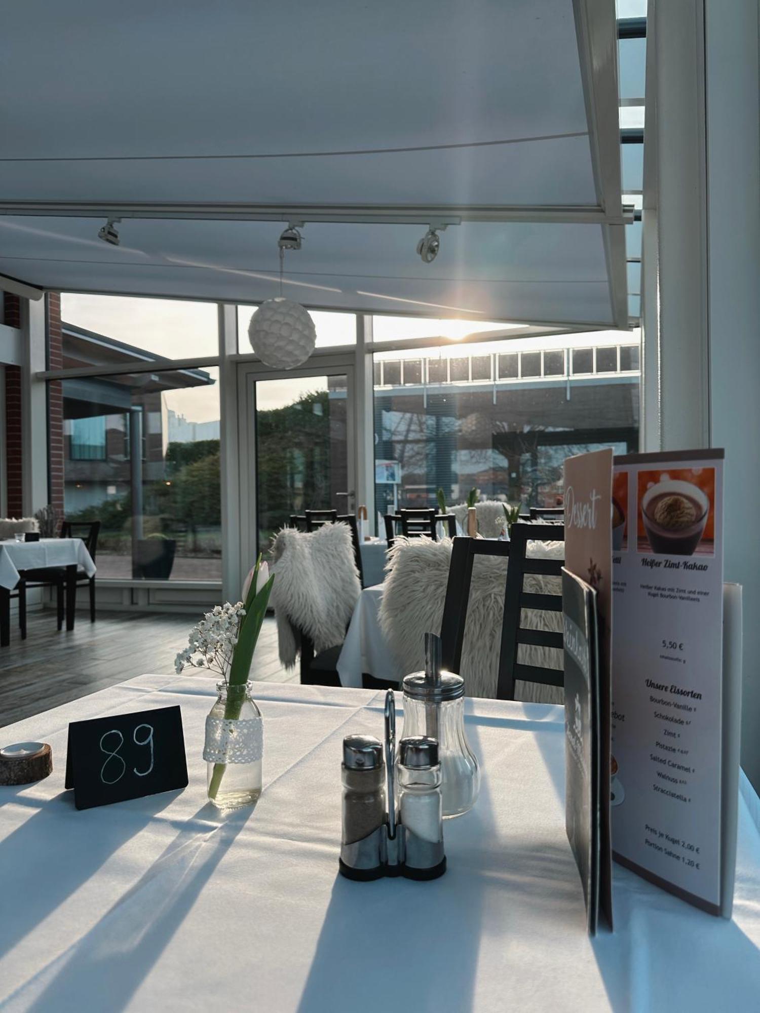 Kanal-Haus "Das Gaestehaus Direkt Am Nok" Osterrönfeld Esterno foto