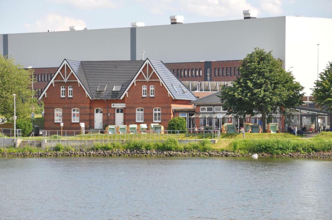 Kanal-Haus "Das Gaestehaus Direkt Am Nok" Osterrönfeld Esterno foto